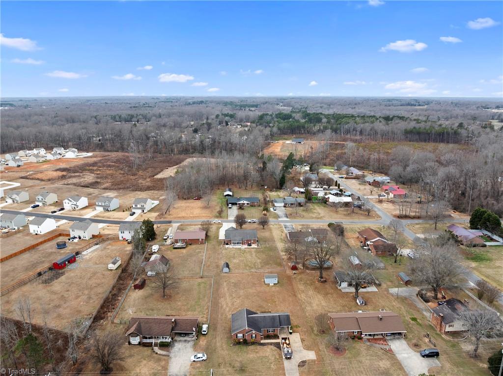 155 Sundial Street Lexington, NC 27295 - Photo 33 of 38