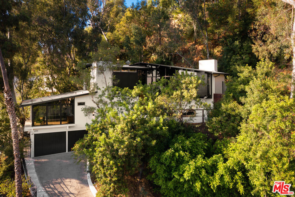 2055 North Gramercy Place, Los Angeles, CA 90068 Compass