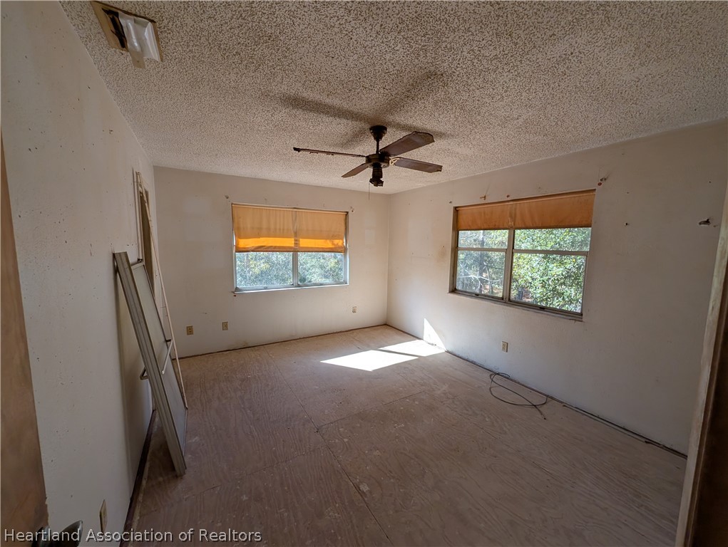 6340 Rise Terrace Sebring, FL 33875 - Photo 4 of 19 Gallery Image 4