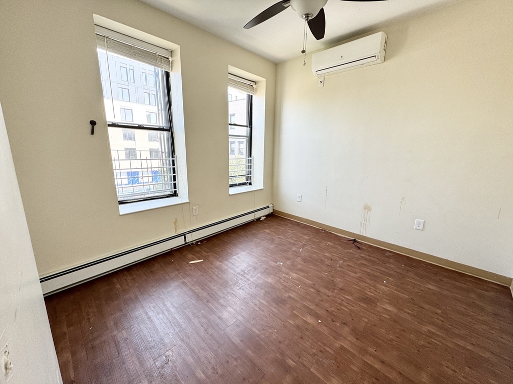 13 Ruggles Street, Unit 4 Boston, MA 02119 - Photo 5 of 7