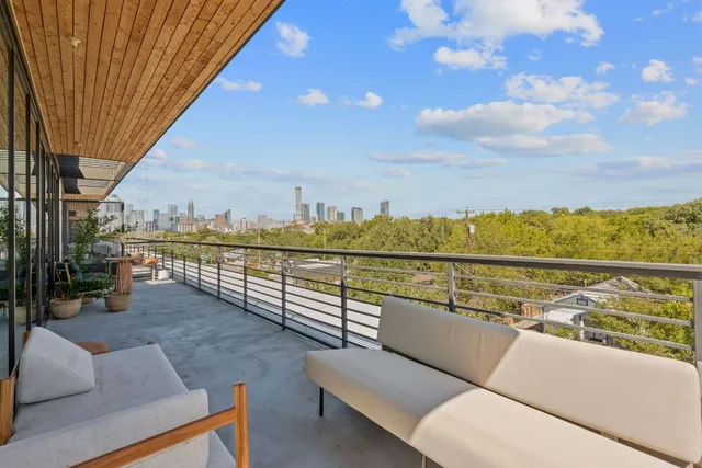 a picture of a table and chairs in patio