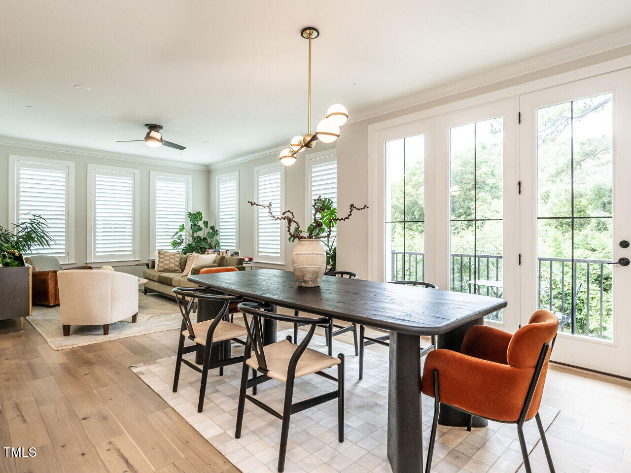 1611 Draper View Loop, Unit 106 Raleigh, NC 27608 - Photo 9 of 27 009-1280x960-dining-area