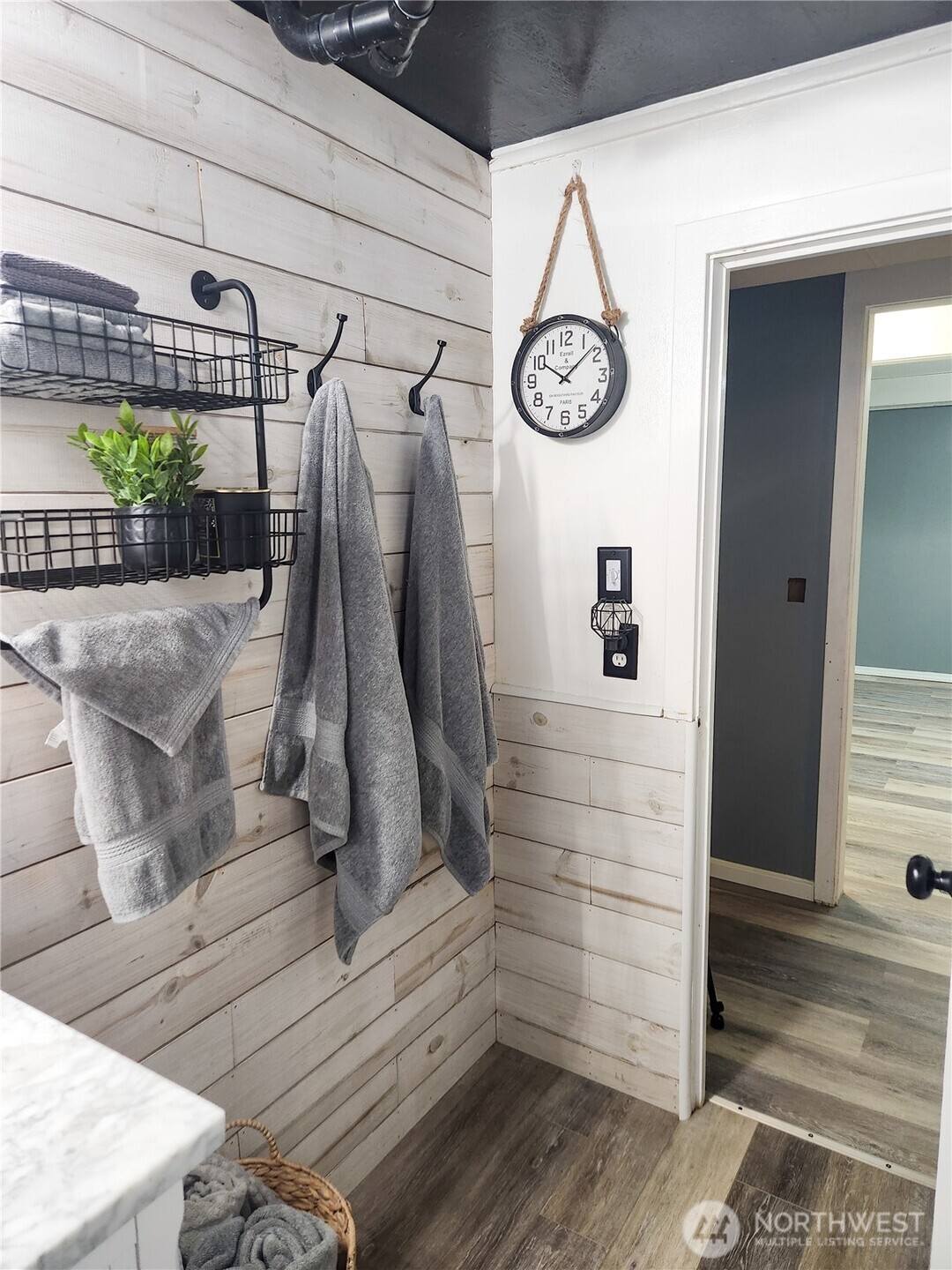 207 West 10th Avenue Ritzville, WA 99169 - Photo 28 of 36 a view of storage and utility room