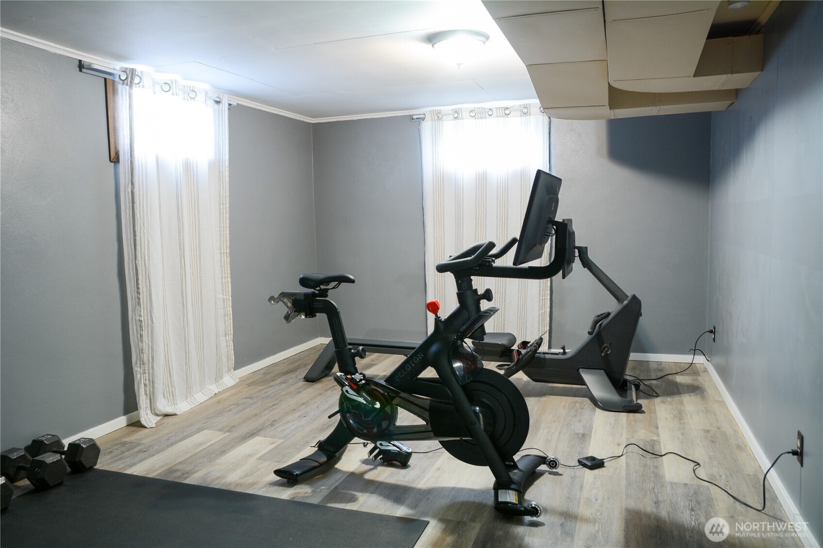 207 West 10th Avenue Ritzville, WA 99169 - Photo 30 of 36 a view of a room with gym equipment