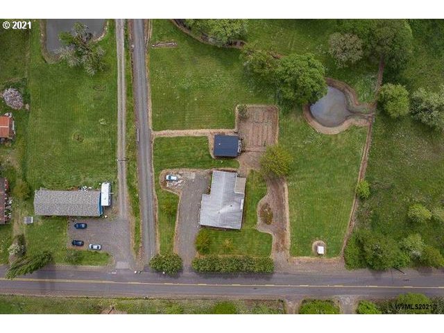 32316 Hidden Valley Road Lebanon, OR 97355 - Photo 2 of 32