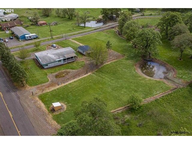 32316 Hidden Valley Road Lebanon, OR 97355 - Photo 11 of 32