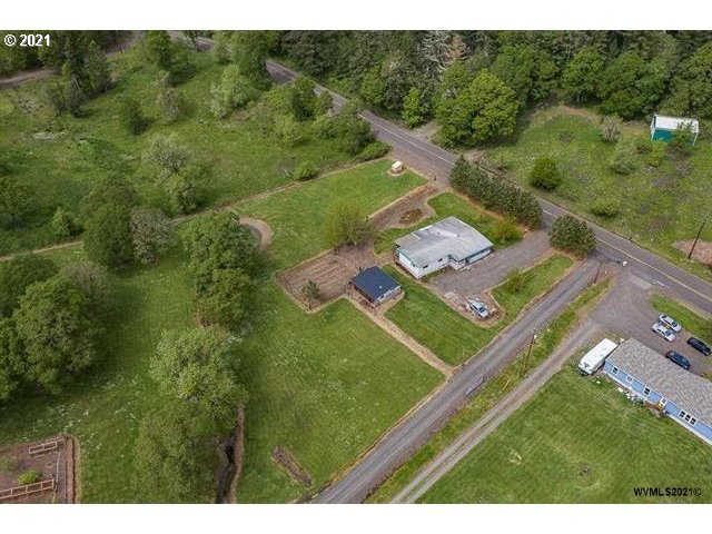 32316 Hidden Valley Road Lebanon, OR 97355 - Photo 14 of 32