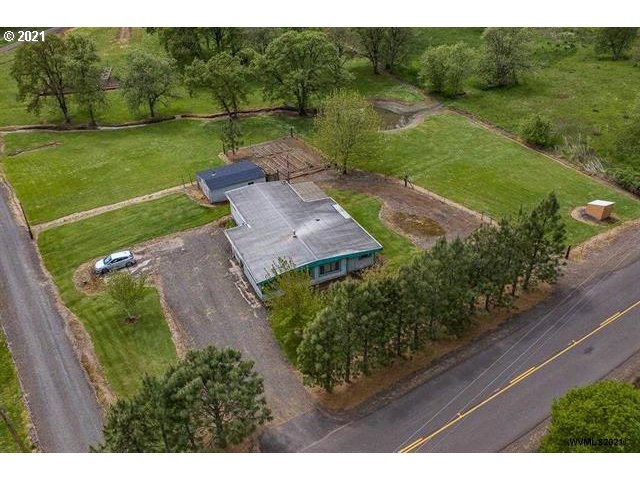 32316 Hidden Valley Road Lebanon, OR 97355 - Photo 24 of 32