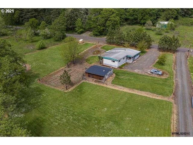 32316 Hidden Valley Road Lebanon, OR 97355 - Photo 8 of 32