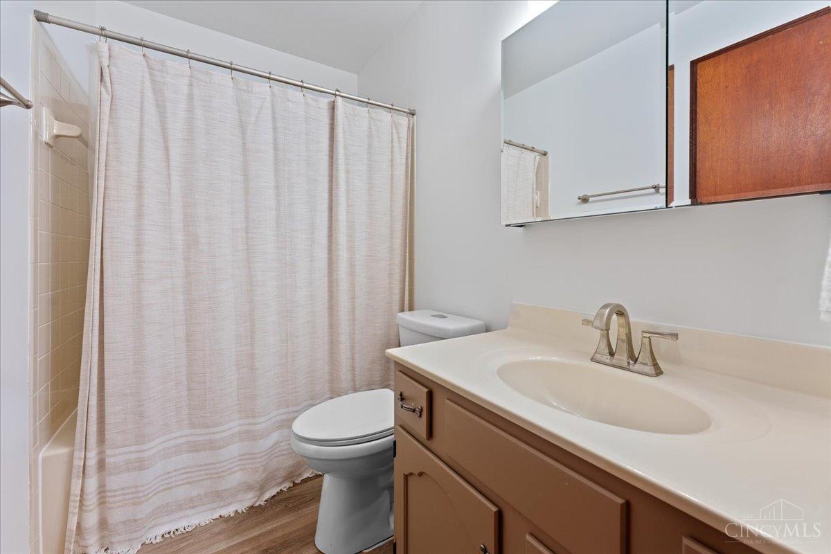 10911 Gosling Road Cincinnati, OH 45252 - Photo 13 of 73