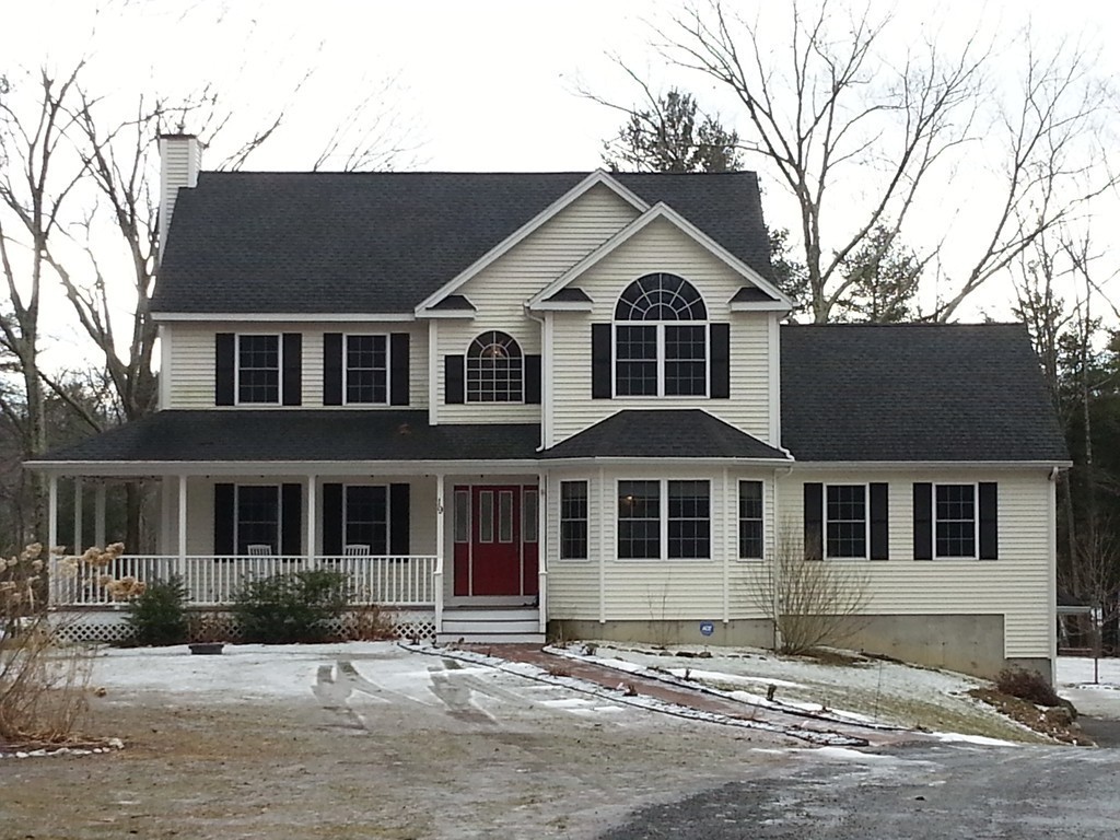19 Dodge Road Charlton, MA 01507 - Photo 1 of 30 Gallery Image 1