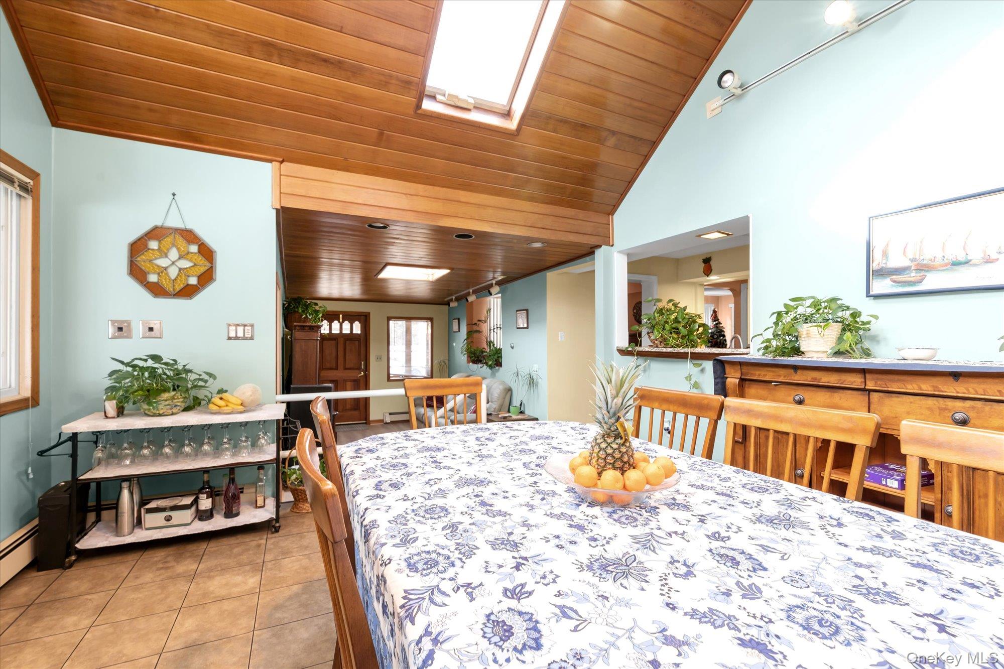 89 Foster Avenue Valley Stream, NY 11580 - Photo 11 of 20 Great Room