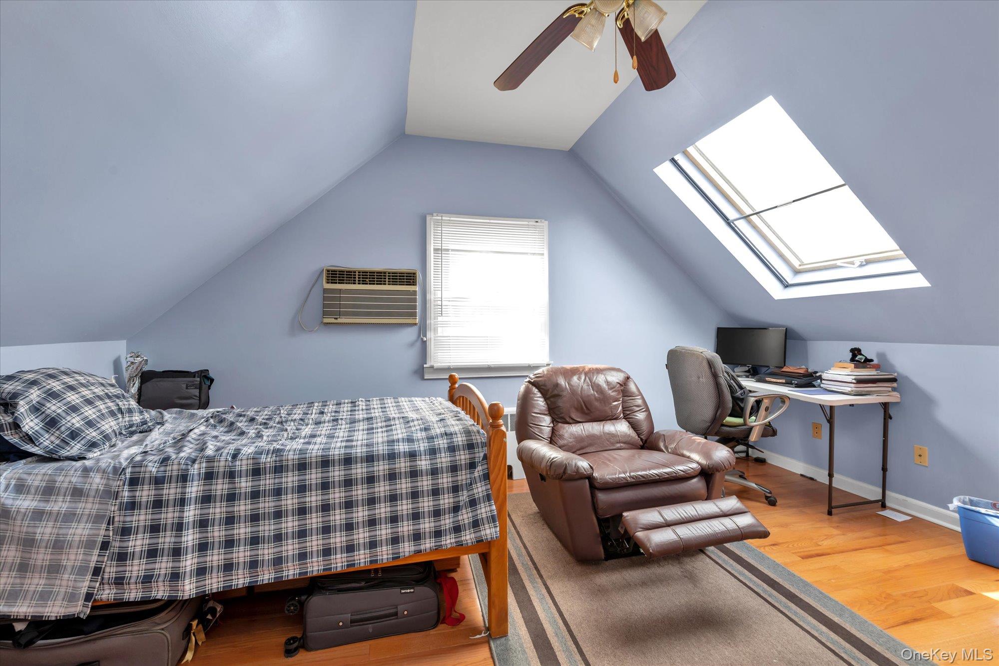 89 Foster Avenue Valley Stream, NY 11580 - Photo 16 of 20 Bedroom