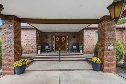 $1,399,999 | 3 Driftwood Lane, Lynnfield, MA 01940