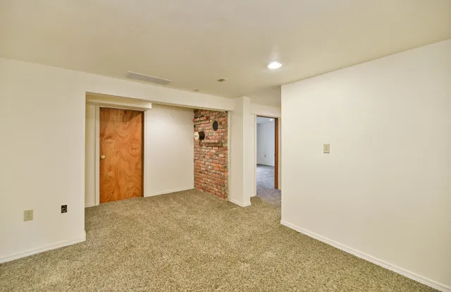 $575,000 | 42325 North Sylvan Road, Elk, WA 99009