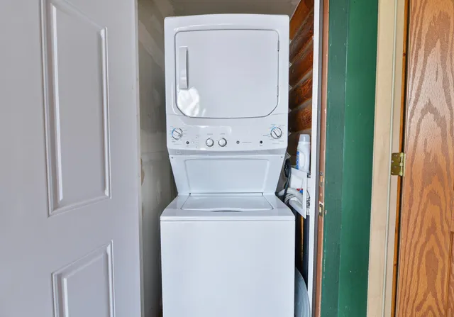 $575,000 | 42325 North Sylvan Road, Elk, WA 99009