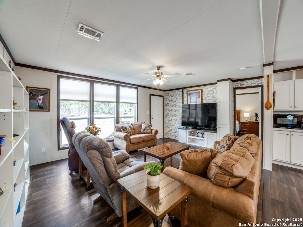 825 Valley Vista Road Tarpley, TX 78883 - Photo 12 of 33