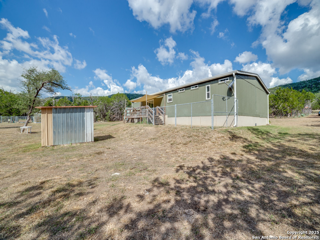 825 Valley Vista Road Tarpley, TX 78883 - Photo 9 of 33