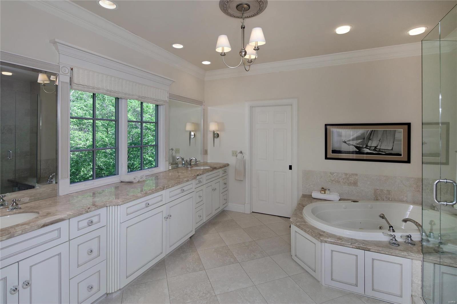 565 Barnes Road Ladue, MO 63124 - Photo 17 of 34
