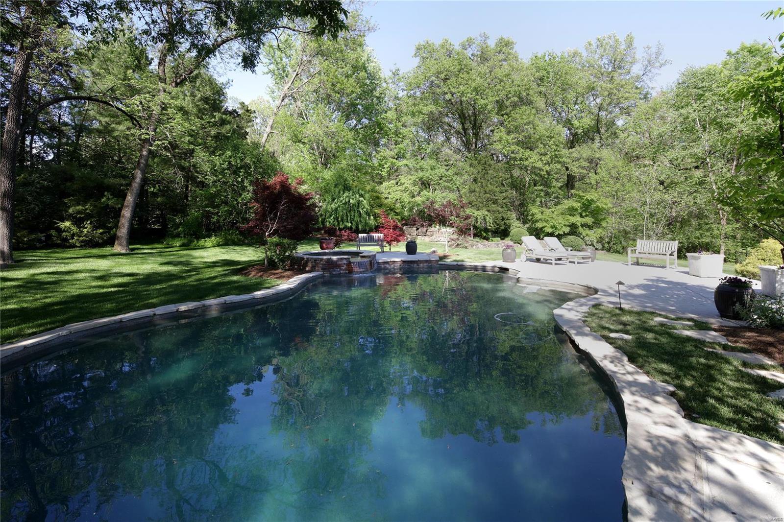 565 Barnes Road Ladue, MO 63124 - Photo 29 of 34