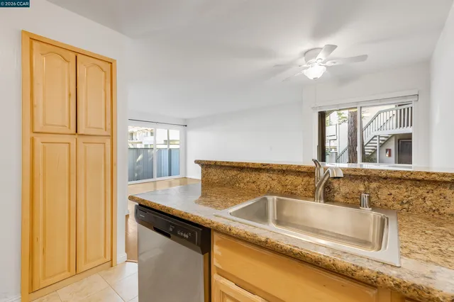 $353,000 | 5450 Concord Boulevard, Unit M3, Concord, CA 94521