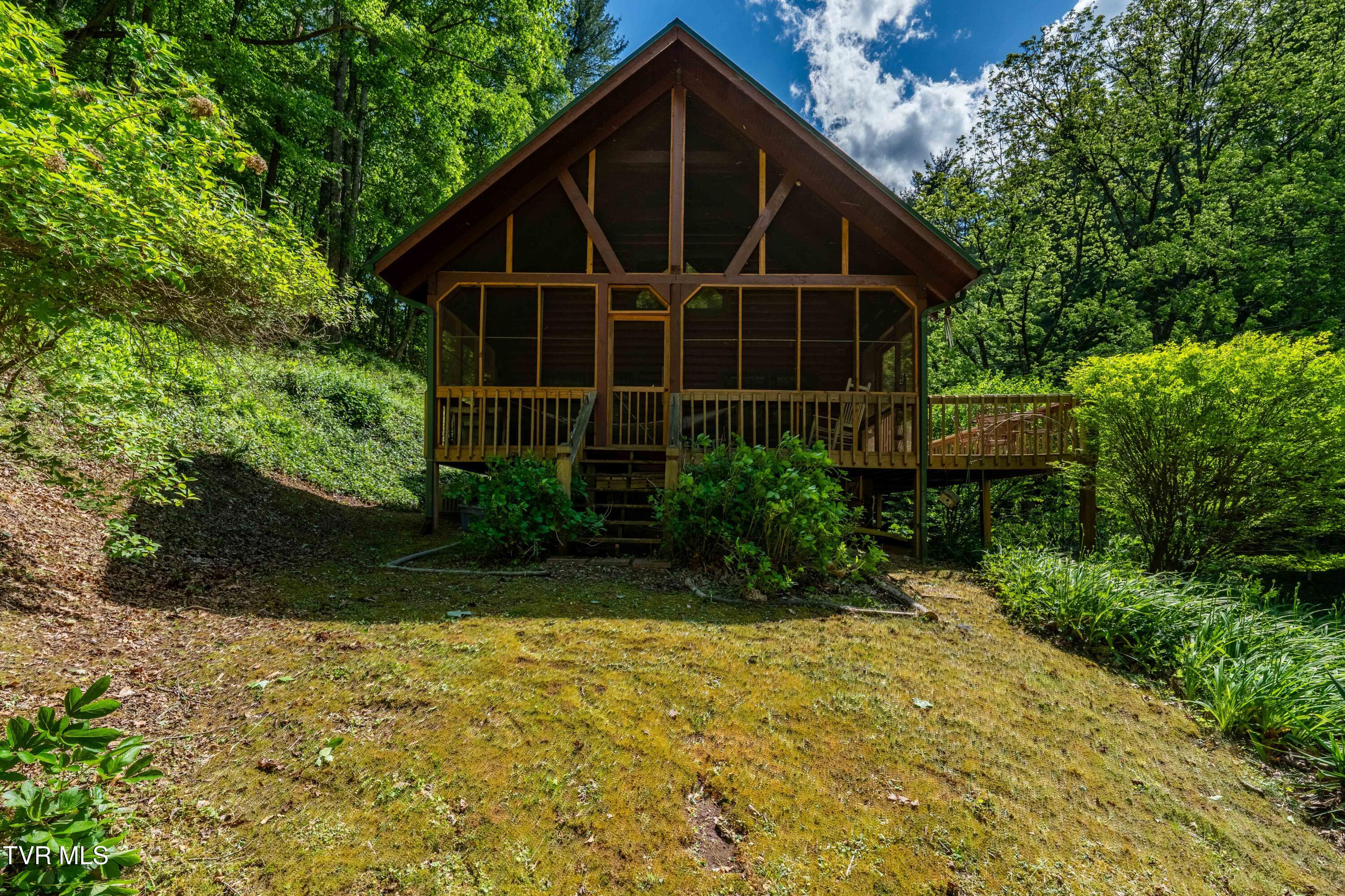109 Hatley Hollow Road Butler, TN 37640 - Photo 35 of 74 109 Hatley Hollow Road (44 of 74)