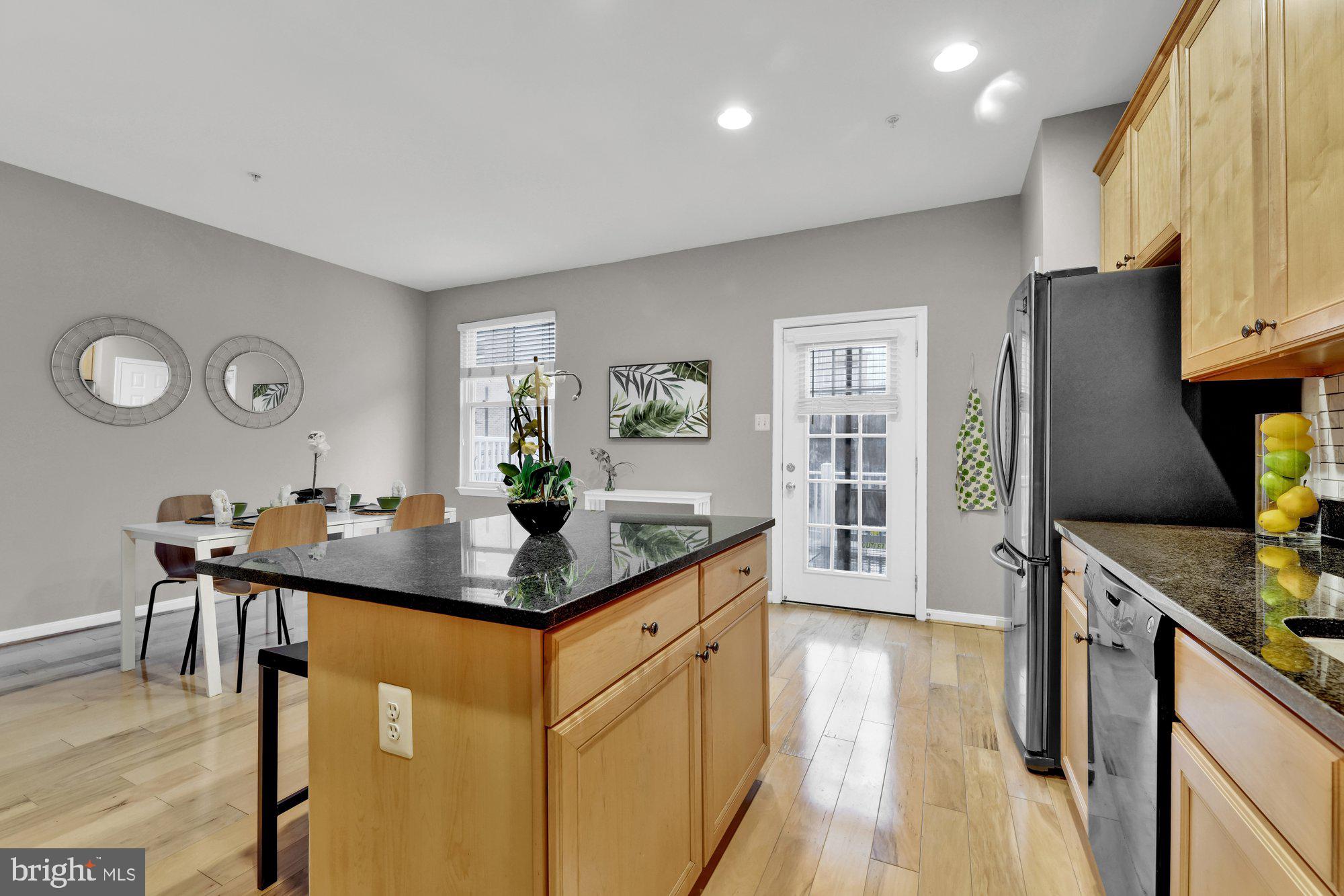 2068 Clipper Park Road Baltimore, MD 21211 - Photo 18 of 31 Kitchen