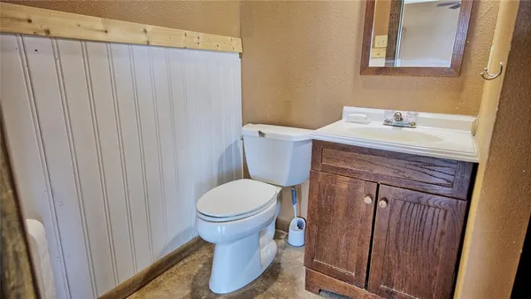 $420,000 | 688 Alamo Road, Montague, TX 76251