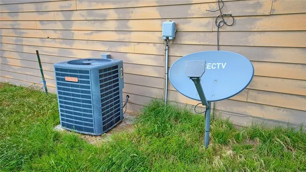 $420,000 | 688 Alamo Road, Montague, TX 76251