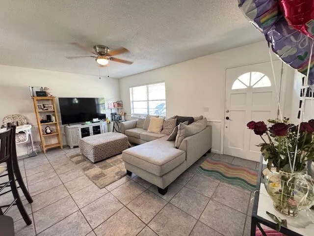 $320,000 | 308 Florida Avenue, Winter Garden, FL 34787