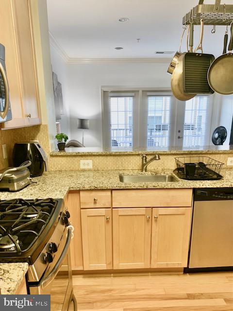 11750 Old Georgetown Road, Unit 2411 North Bethesda, MD 20852 - Photo 7 of 31