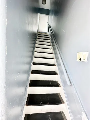 $2,000 | 1932 Chambers Street, Hamilton, NJ 08610