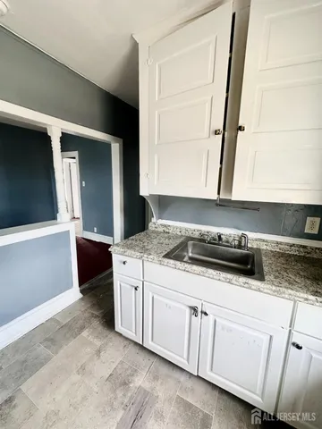 $2,000 | 1932 Chambers Street, Hamilton, NJ 08610