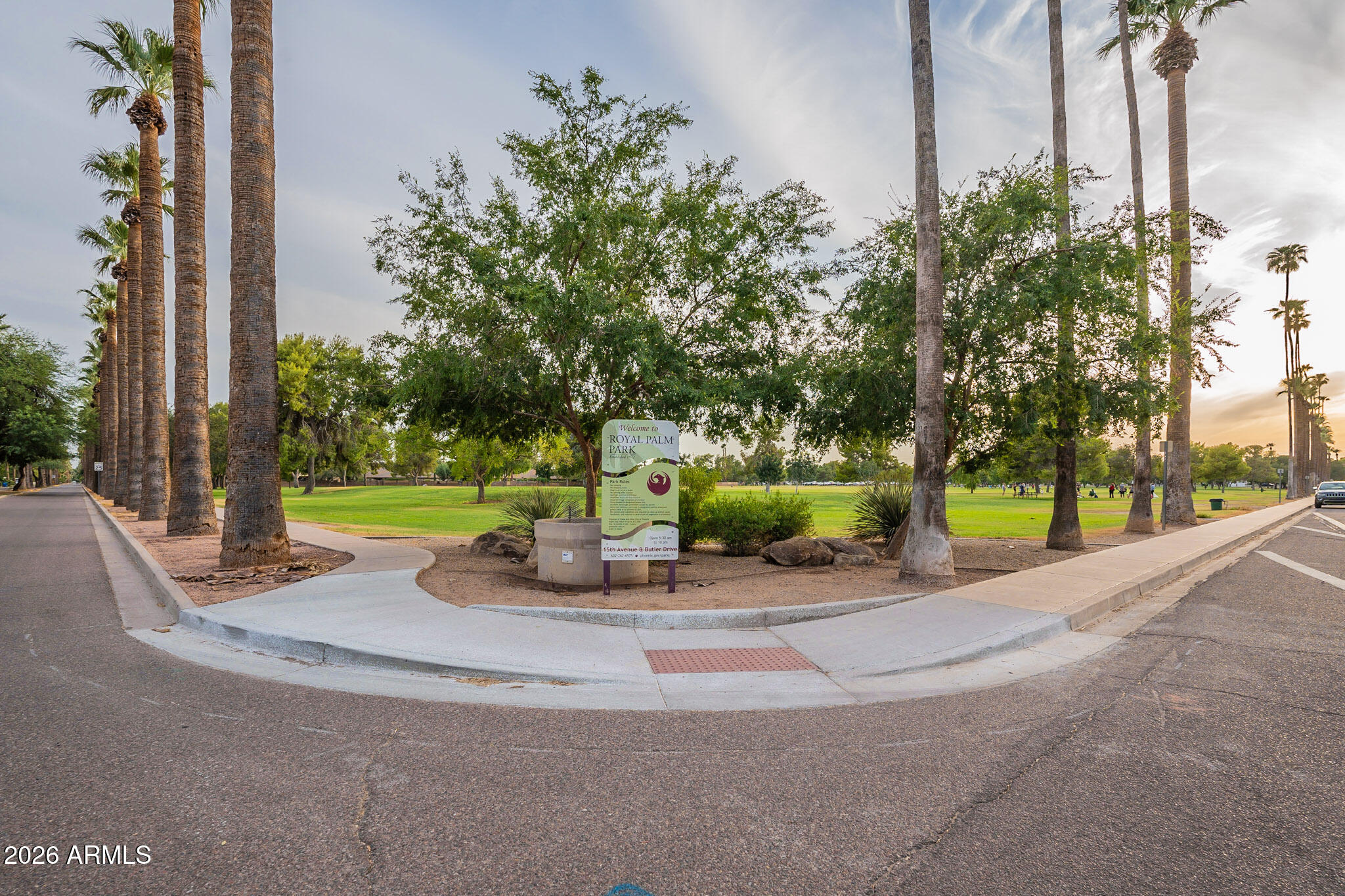 1715 West Orchid Lane Phoenix, AZ 85021 - Photo 54 of 57 a view of a park with plants and trees