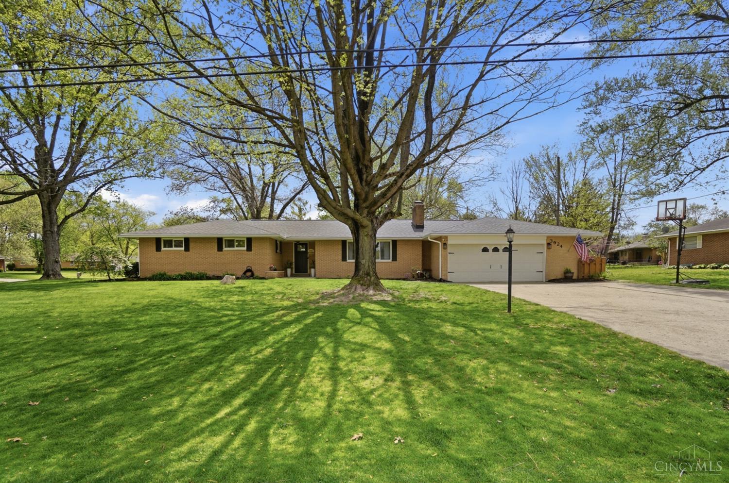 3924 Rexford Road Dayton, OH 45430 - Photo 3 of 51