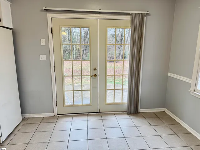 $262,500 | 228 Green Ridge Drive, Moore, SC 29369