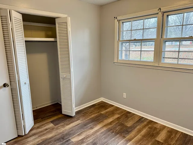 $262,500 | 228 Green Ridge Drive, Moore, SC 29369