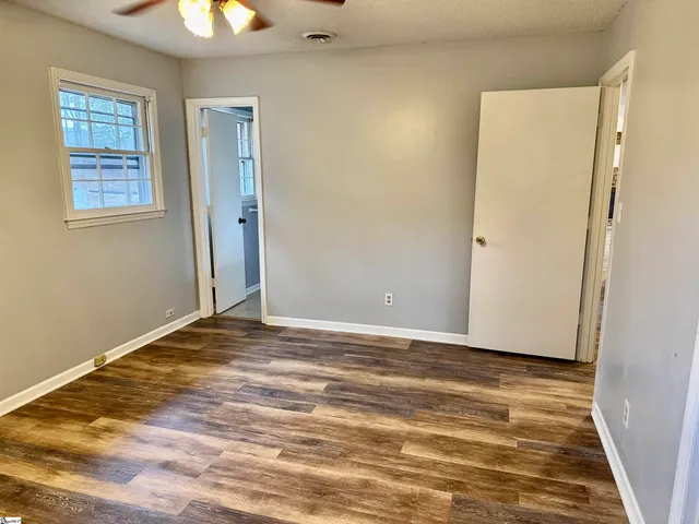 $262,500 | 228 Green Ridge Drive, Moore, SC 29369