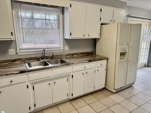 $262,500 | 228 Green Ridge Drive, Moore, SC 29369