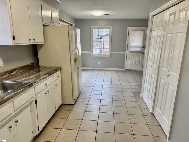 $262,500 | 228 Green Ridge Drive, Moore, SC 29369