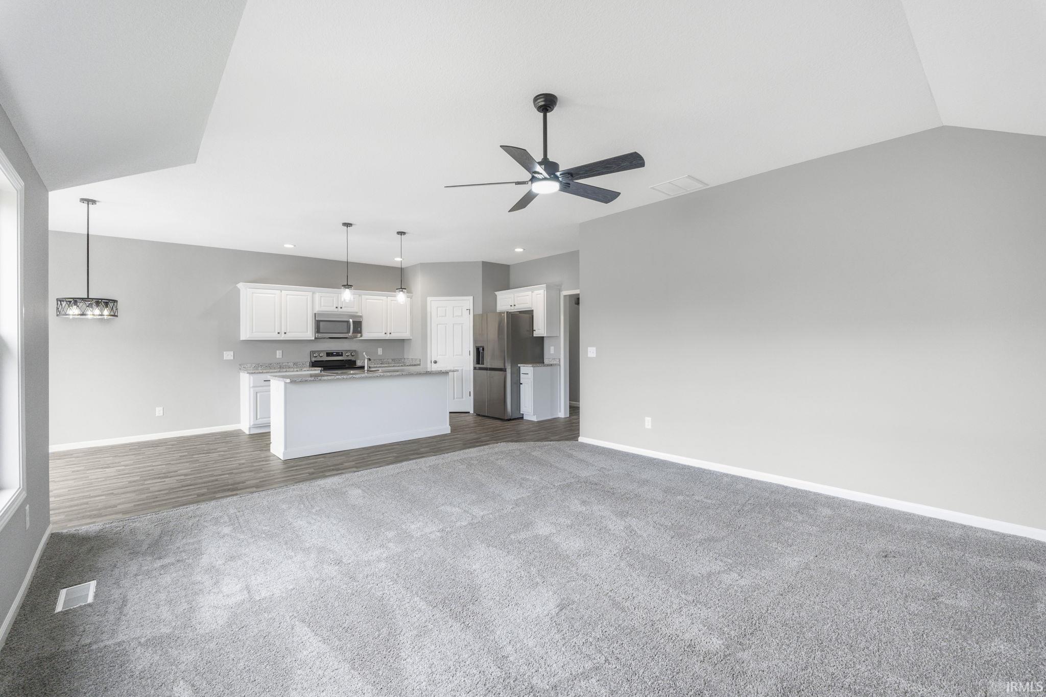 1409 Pyke Grove Pass Huntertown, IN 46748 - Photo 32 of 34