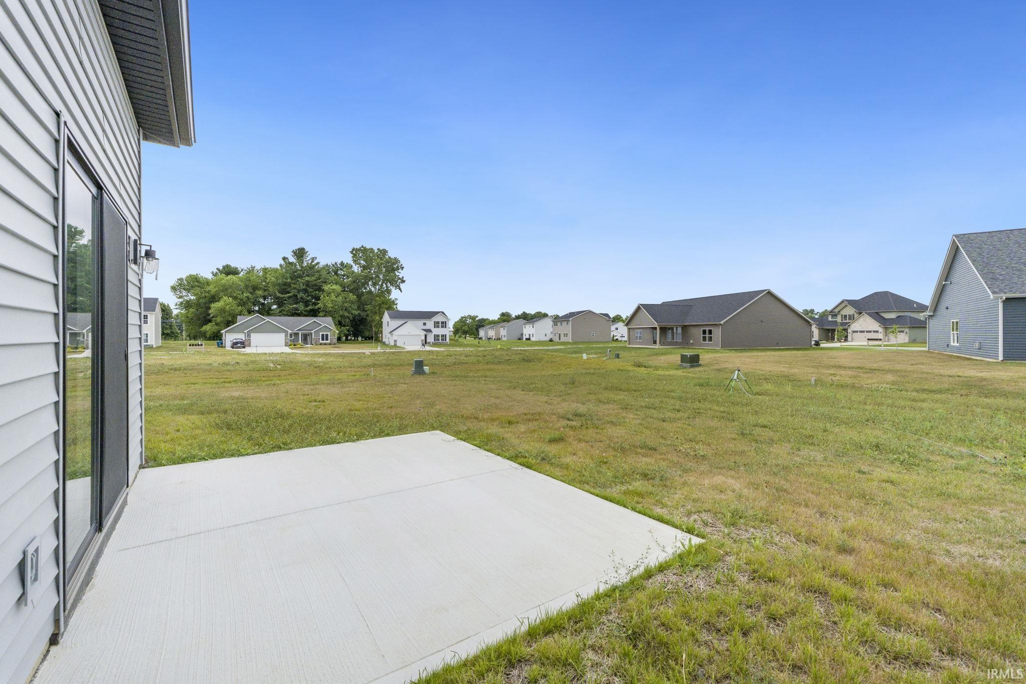 1409 Pyke Grove Pass Huntertown, IN 46748 - Photo 33 of 34