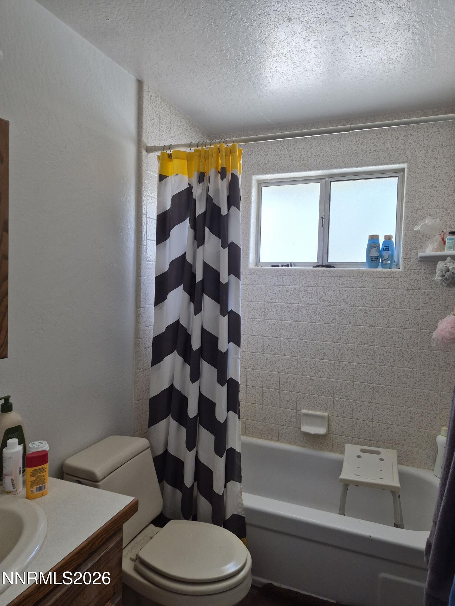 1140 Pine Road Fallon, NV 89406 - Photo 14 of 23 PINE BATH 26