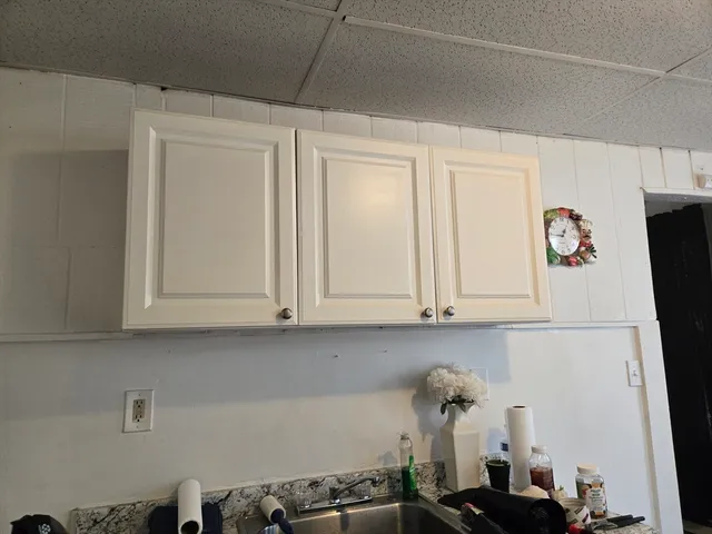 $1,382 | 771 Dwight Street, Unit 3R, Holyoke, MA 01040