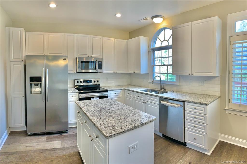 8259 Lansford Road Charlotte, NC 28277 - Photo 12 of 31 Gallery Image 12