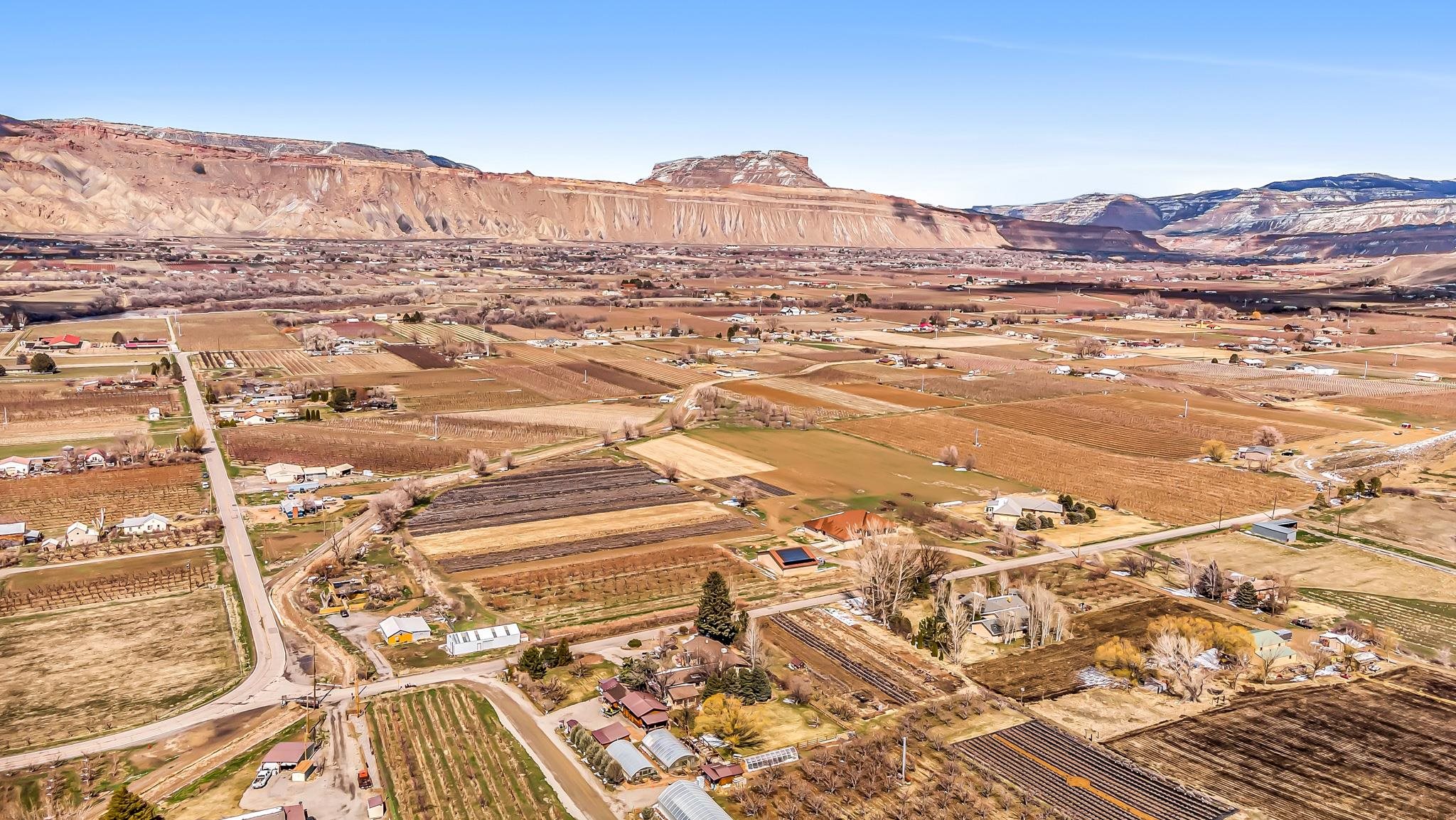 3553 1/2 E Road Palisade, CO 81526 - Photo 11 of 16 a view of a city with an ocean