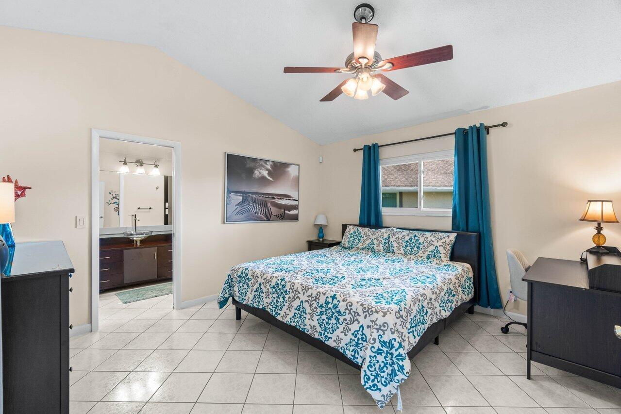 22525 Swordfish Drive Boca Raton, FL 33428 - Photo 20 of 41 020-22525SwordfishDrive-BocaRaton-FL-334