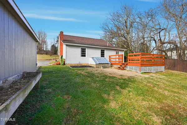 $1,600 | 1252 Old Jonesboro Road, Unit 1, Bristol, TN 37620