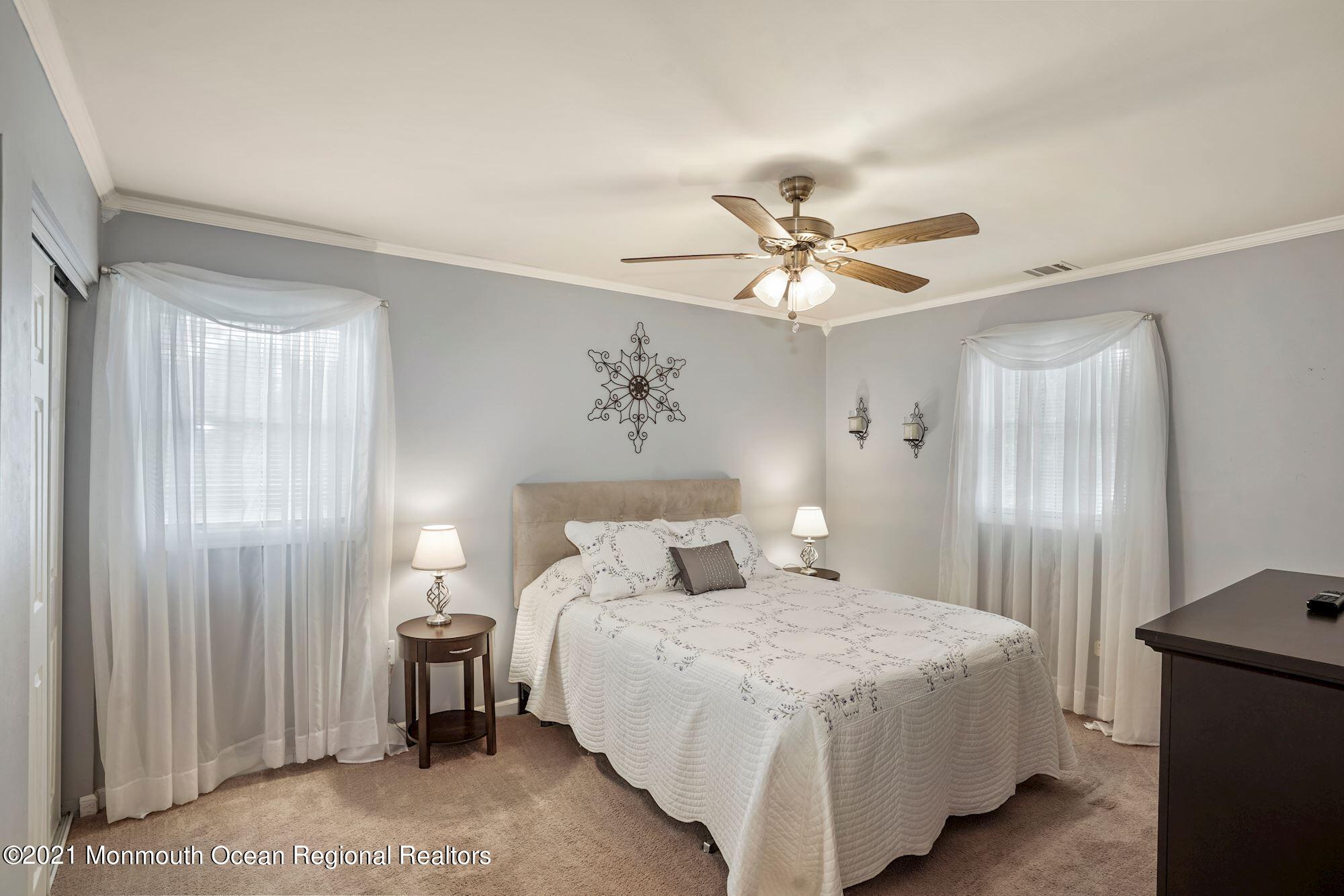 305 Pat Road Barnegat, NJ 08005 - Photo 15 of 21 13
