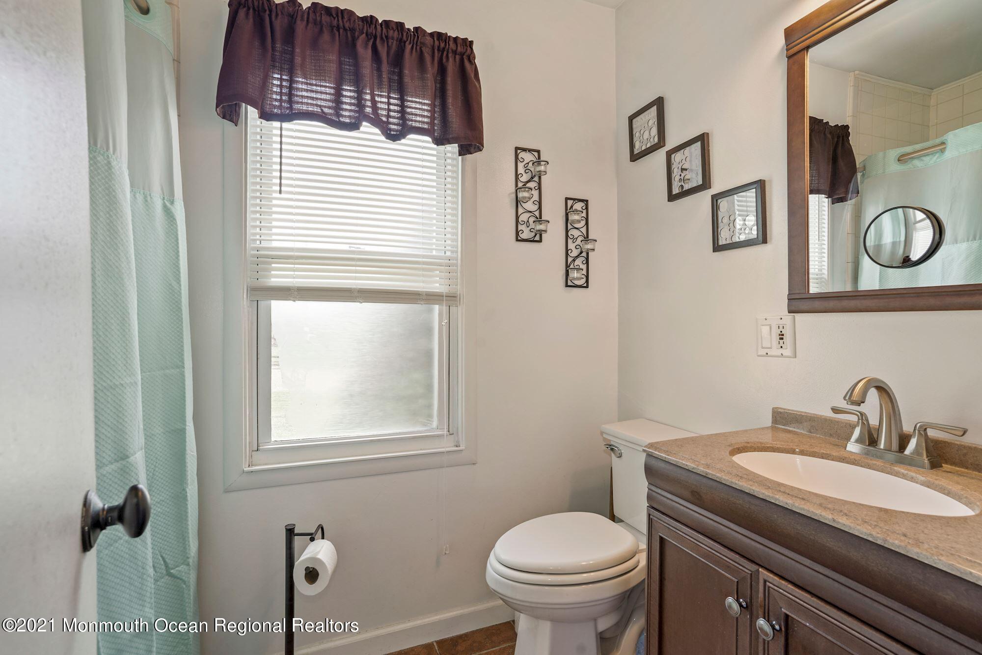 305 Pat Road Barnegat, NJ 08005 - Photo 17 of 21 17